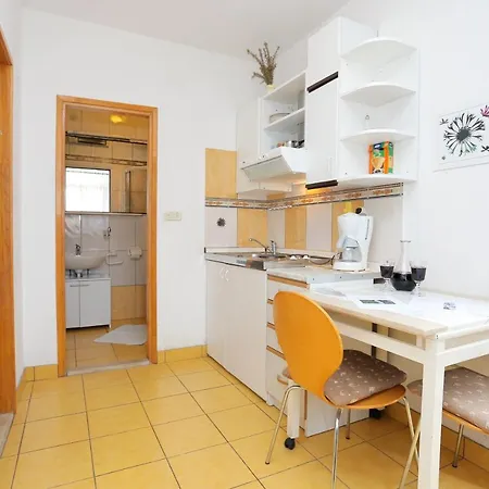 Apartment 2913b Postira