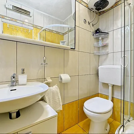 2913b Apartman *